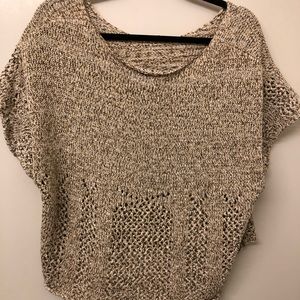 Slouchy knit short sleeve beige sweater